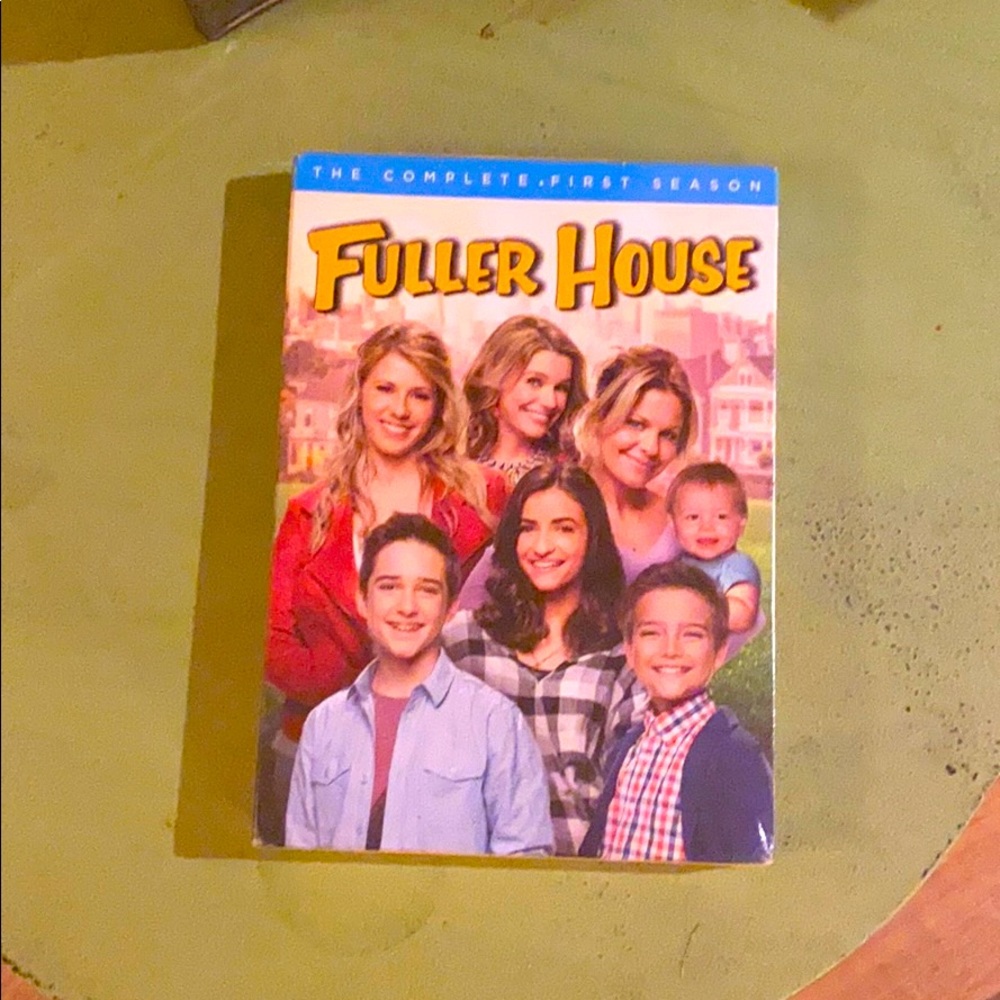 NWT Fuller House first season sealed